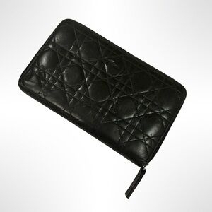 Christian Dior Cannage Lambskin Wallet black.